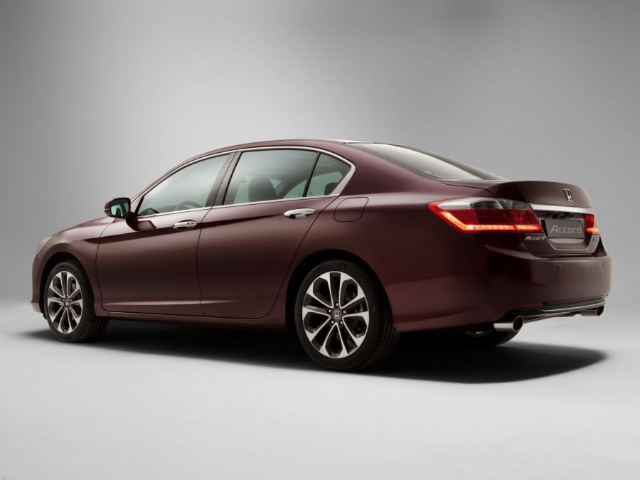  Honda Accord V6 Sedan 2013 года  (CIS) (фото 14 из 16)